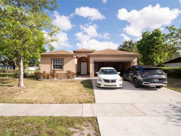 2430 NW 13 St, Pompano Beach FL 33069