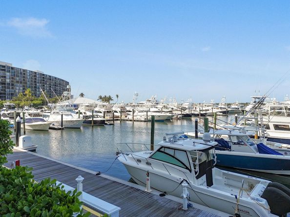 108 Lakeshore Drive 140, North Palm Beach FL 33408