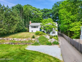 33 Sachem Road