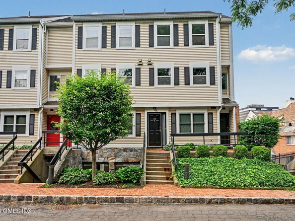 21 Highland Road 21, Stamford CT 06902