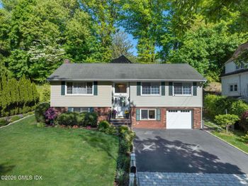 61 Center Drive