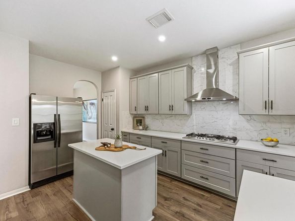 11200 Savin Hill LN, Austin TX 78739