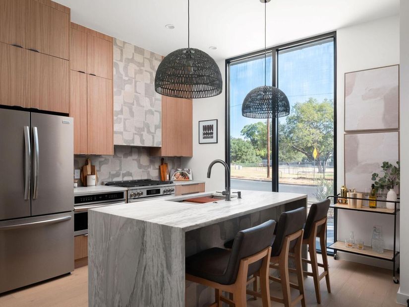 2301 East 2nd ST 2, Austin TX 78702