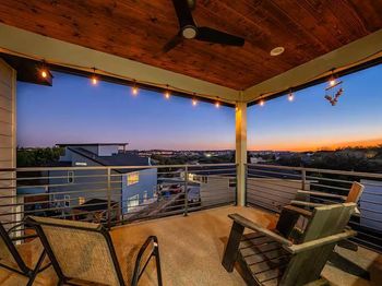 18401 Valley Hill LN