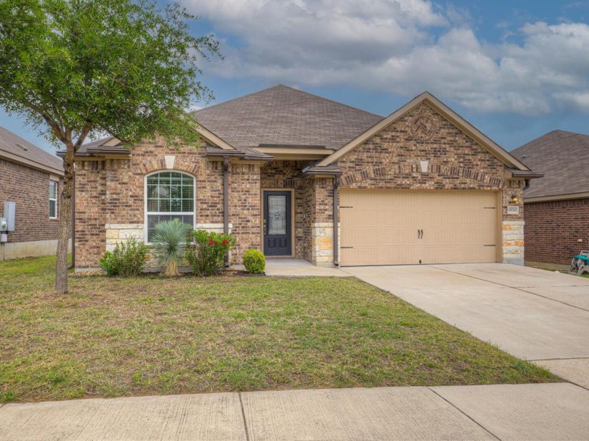19720 Wt Gallaway ST, Manor TX 78653