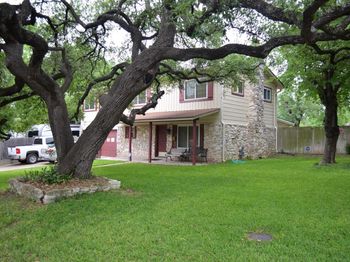 907 Pepperell CT
