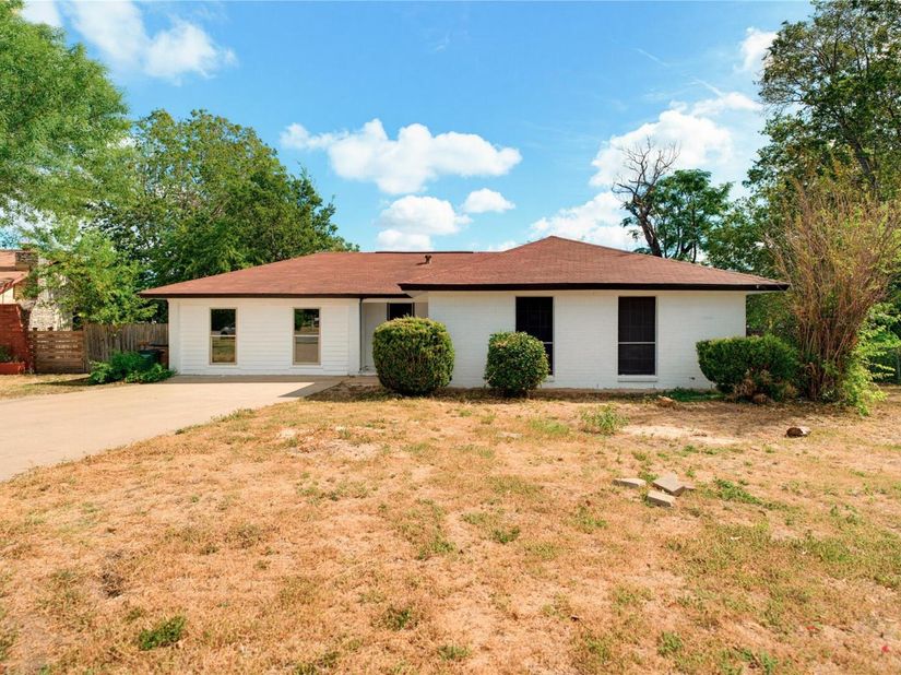 2311 Campden DR, Austin TX 78745