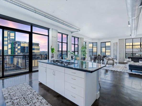 311 W 5th ST 1005, Austin TX 78701