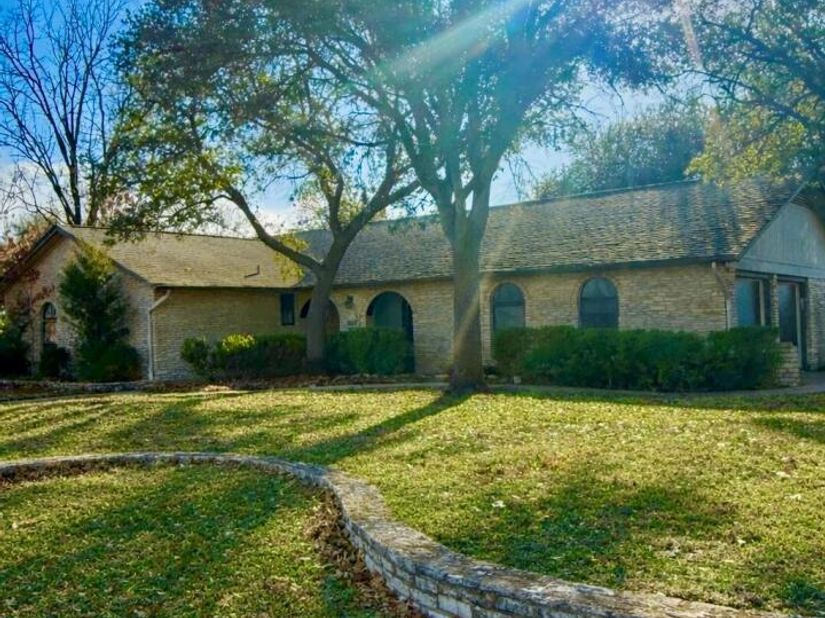 9507 Sherbrooke ST, Austin TX 78729