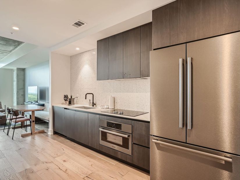 48 E East Ave 1706, Austin TX 78701