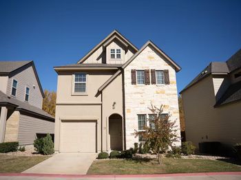 13501 Metric BLVD