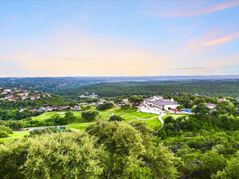 4501 Golf Vista DR, Austin TX 78730