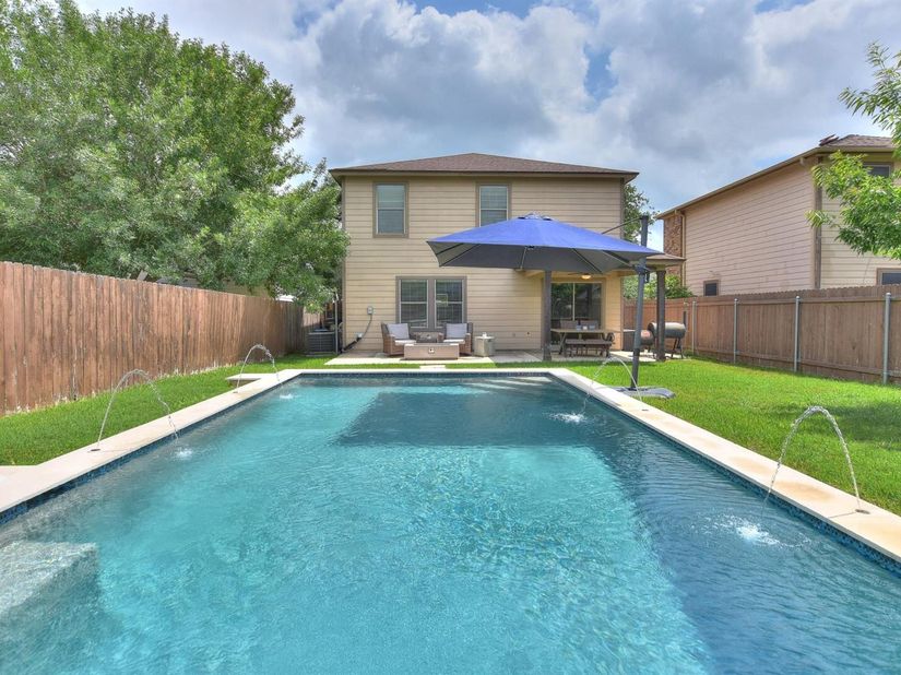 74 Jan LN, Georgetown TX 78626