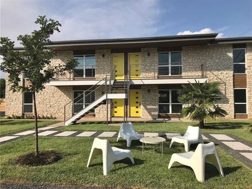8605 Putnam DR 202, Austin TX 78757