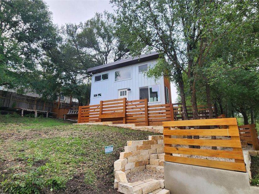 1134 Lott Ave, Austin TX 78721