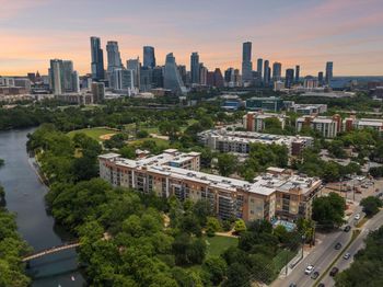 1900 Barton Springs RD