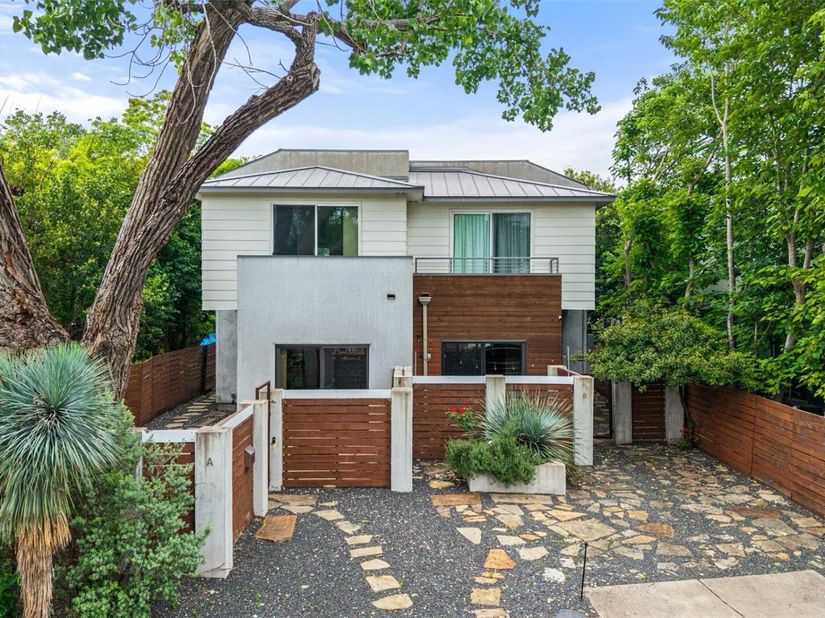 613 W Annie ST A, Austin TX 78704
