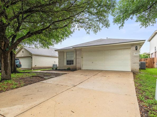 3920 Whitey Ford WAY, Round Rock TX 78665