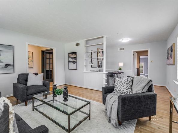 8024  Hunnicut Road , Dallas Texas 75228