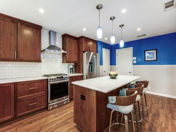 8306  Stonycreek Drive , Dallas Texas 75228