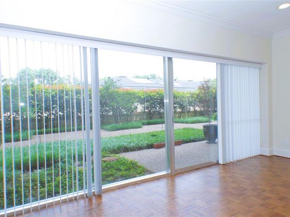 6211 W Northwest Highway  G112, Dallas Texas 75225