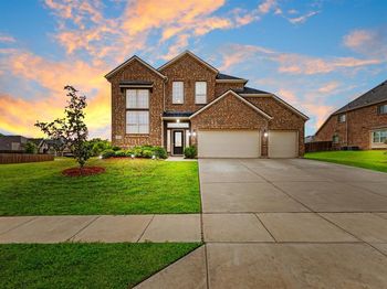 614  Woodridge Drive 