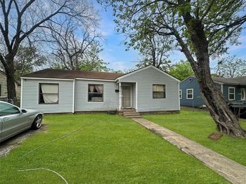 2751  Moffatt Avenue 