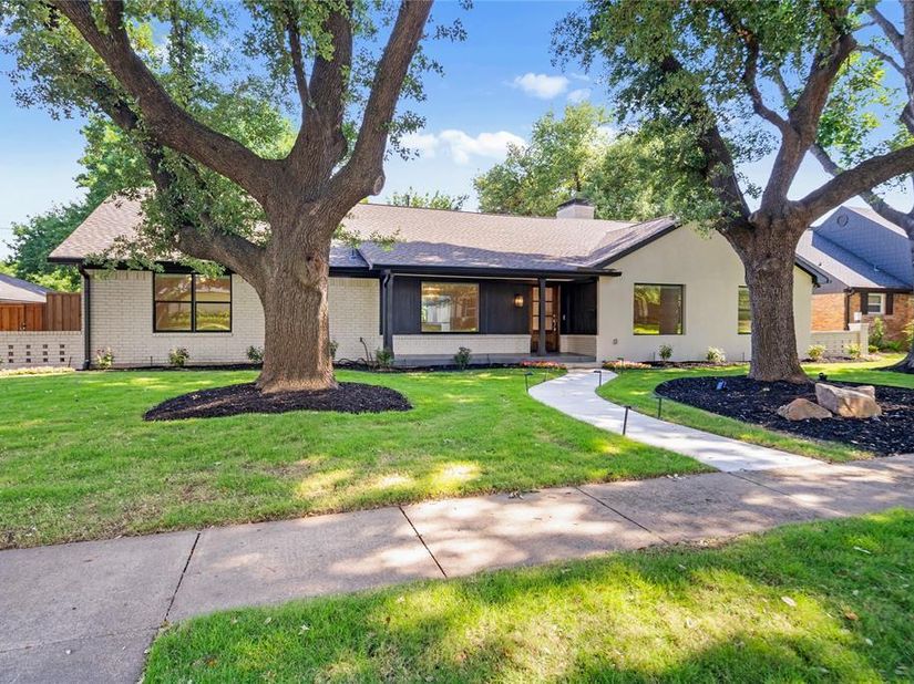 7344  Fieldgate Drive , Dallas Texas 75230