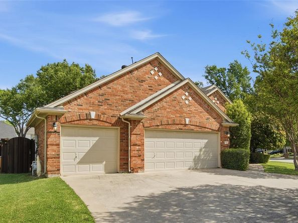 1705  Andrew Court , Corinth Texas 76210