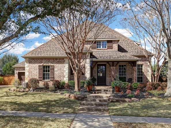 8491  Canyon Crossing , Lantana Texas 76226