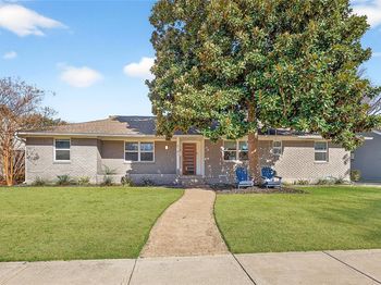 6141 E University Boulevard 