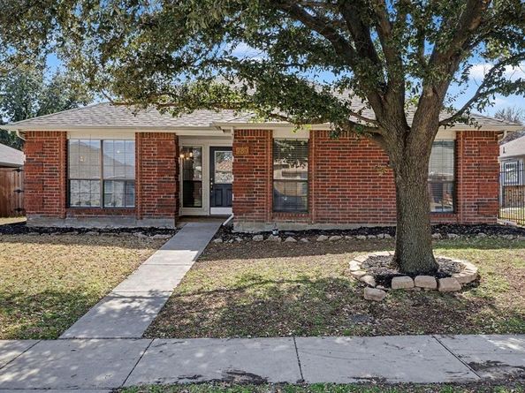 980  Downey Drive , Lewisville Texas 75067