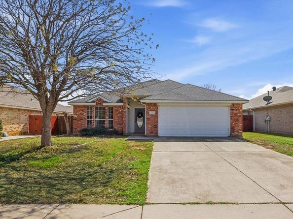 3205  Muleshoe Lane , Fort Worth Texas 76179