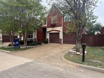 3252  Forestbrook Drive 