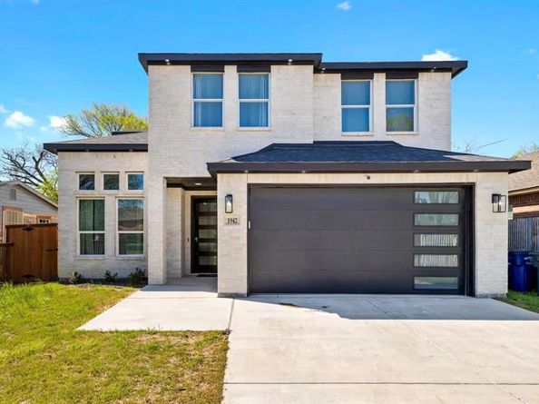 1942  Nomas Street , Dallas Texas 75212