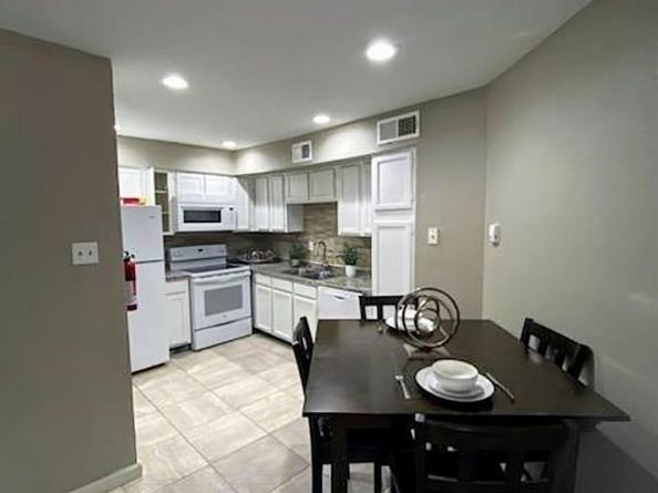 9805  Walnut Street  112, Dallas Texas 75243