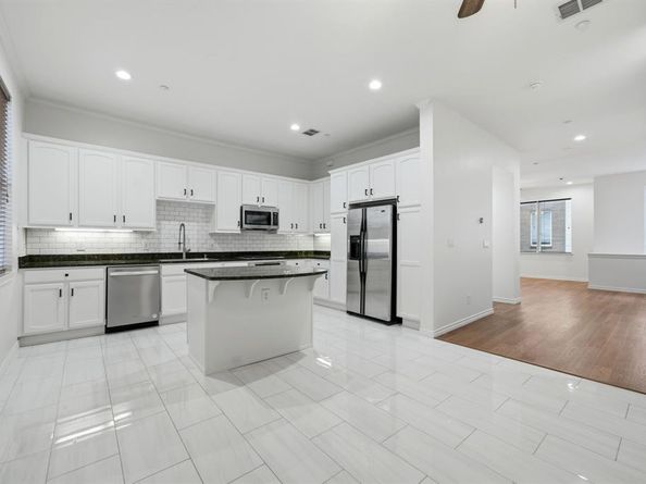 4330  Mckinney Avenue  16, Dallas Texas 75205