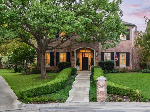 2116  Bradford Park Court , Fort Worth Texas 76107
