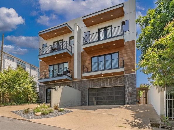 1004  Stafford Street , Dallas Texas 75208