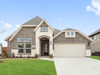 2808  Parkwood Circle 