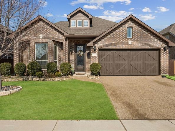 1713  Emerald Tree Place , Aubrey Texas 76227