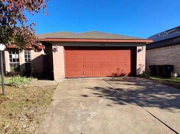 8194  Waterside Trail 