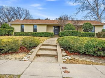 822  Belt Line Plaza 