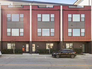 1901 S Harwood Street 