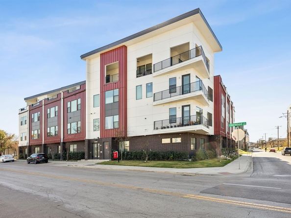 1901 S Harwood Street  107, Dallas Texas 75215