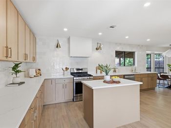 614  Berkley Drive 