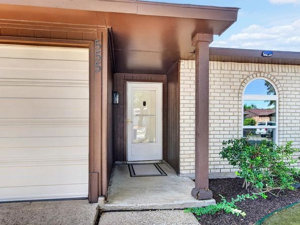 555  Hawthorne Drive , Allen Texas 75002