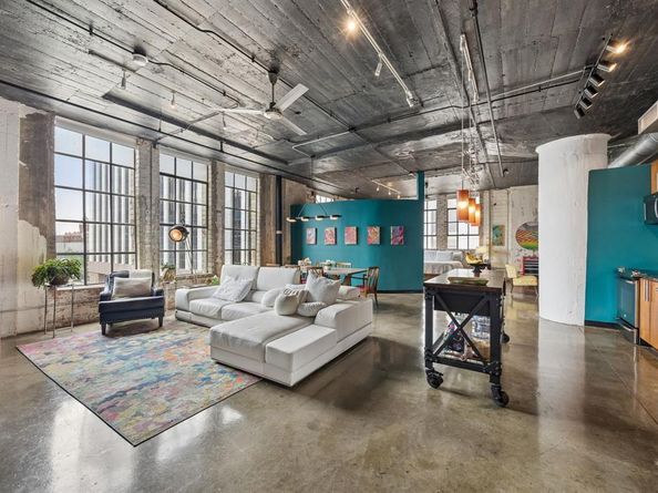 1122  Jackson Street  413, Dallas Texas 75202