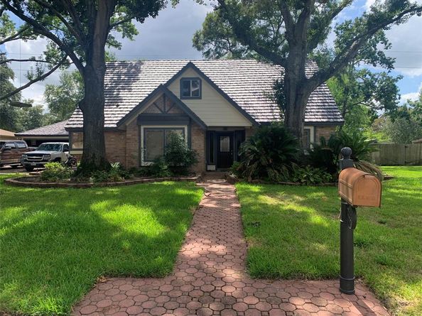 7403  Benwich Circle , Houston Texas 77095