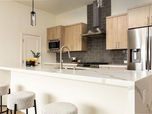 1901 S Harwood Street  106, Dallas Texas 75215
